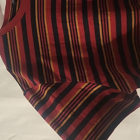 Forever 21 Mens Short Sleeve Tee - Picture 3 of 6